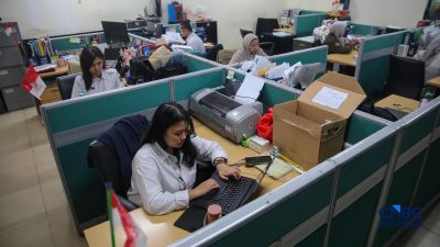 WFH Satu Hari, Menaker Jelaskan Pengecualian